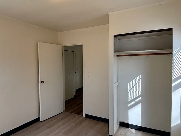 405 Fairview Ave N — Photo 12