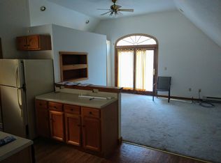 42 Spectacle Hill Rd, Bolton, MA 01740