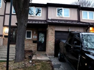 6449 Glen Erin Dr #43, Mississauga, ON L5N2T2