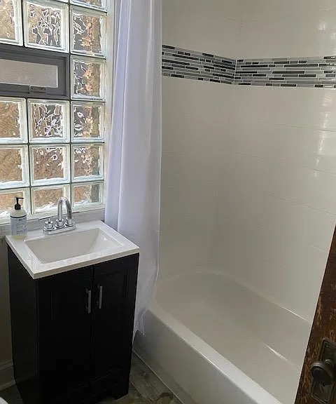 733 Elm St #301 — Photo 3