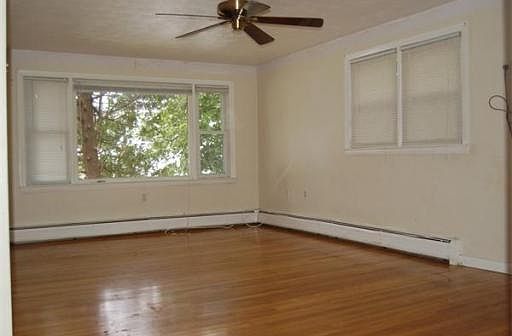 3rd image of 10 Saxonia Ave