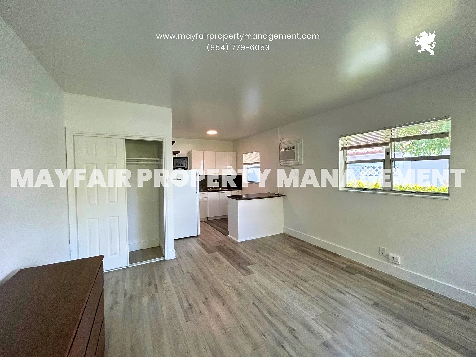 421 Sunset Drive - 6 — Photo 1