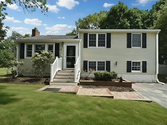2nd image of 14 Centerville Dr