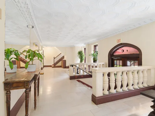 117-14 Union Turnpike image 7 of 8