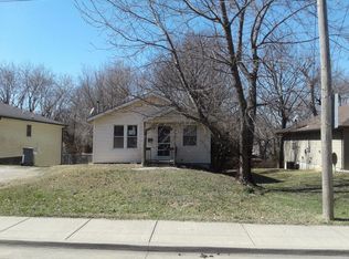 2141 N Fort Ave, Springfield, MO 65803