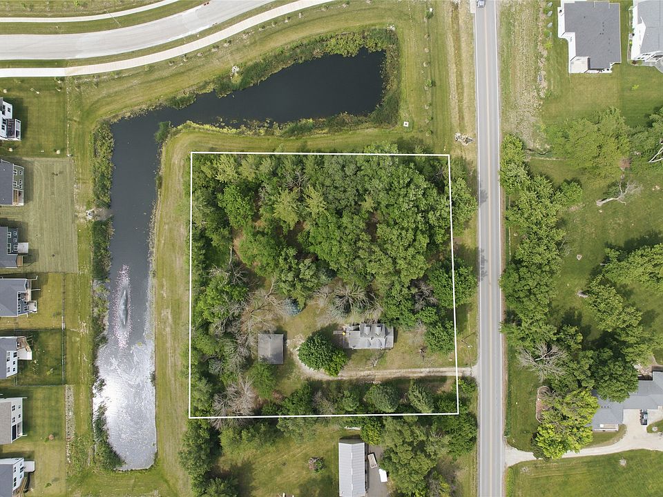 2nd image of 1700 N Warrior Ln