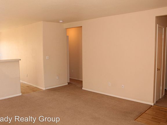 5th image of 2857 Kensington St