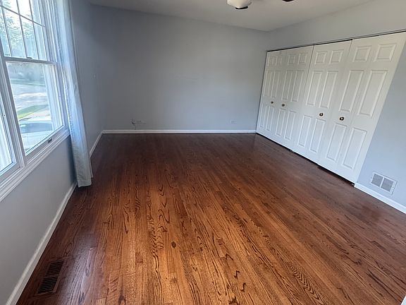 4th image of 122 Hamilton Pl