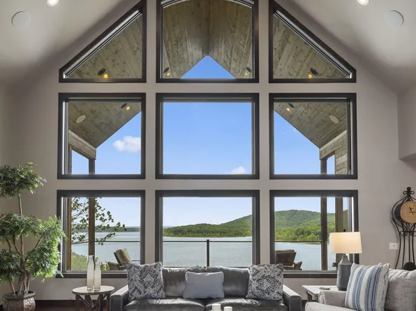 894 Discovery Bay Drive, Shell Knob, MO 65747