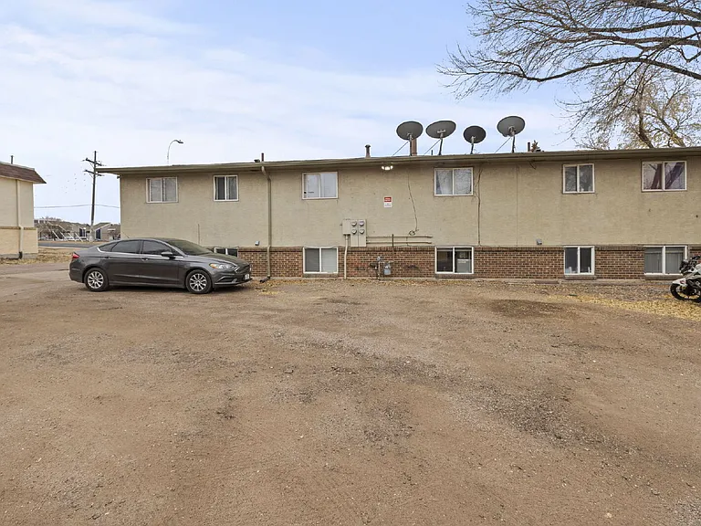 4060 Airport Rd — Photo 24