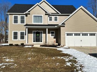 3005 Suzanne Dr, Erie, PA 16510