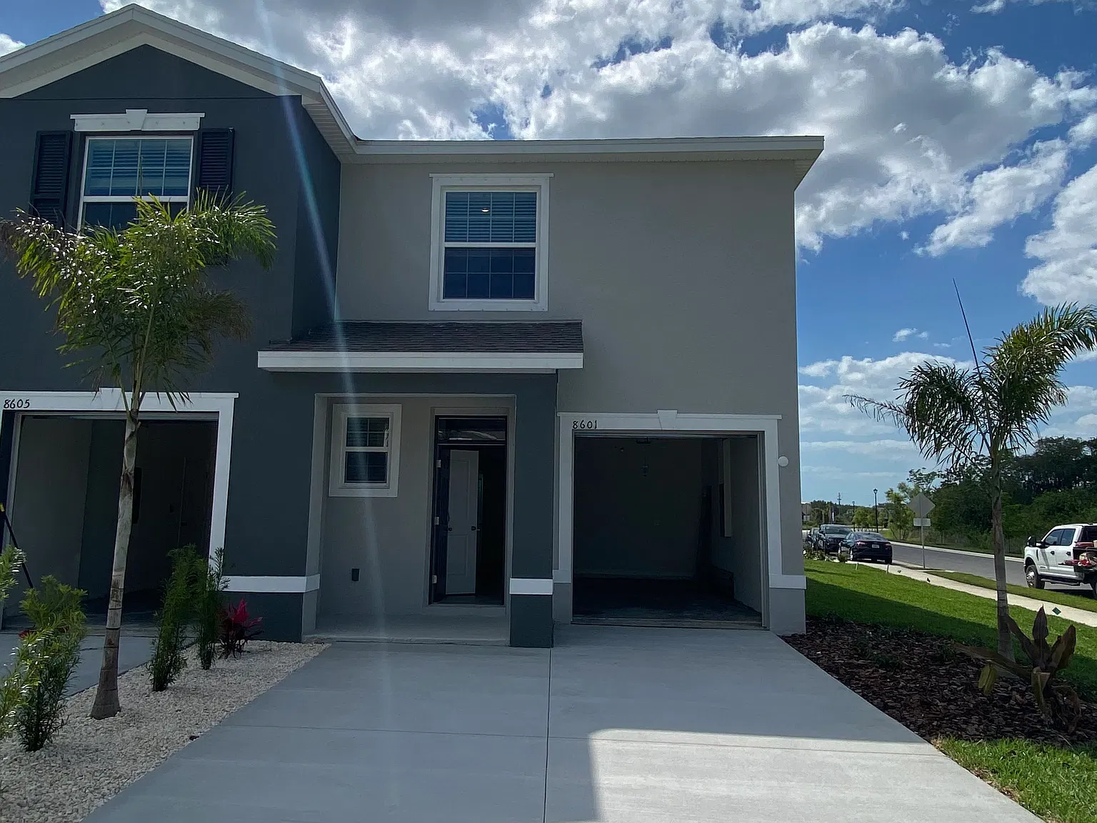 3 bed, 2.5 bath, 1758 sqft, $3,176 — Photo 1