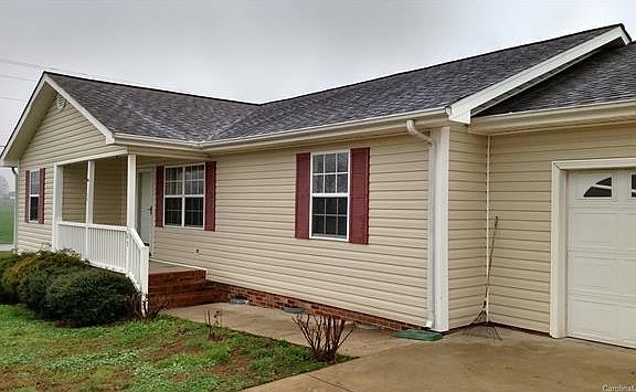 2nd image of 105 Grainger Ln #30