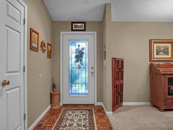 2nd image of 7700 Stonebridge Dr