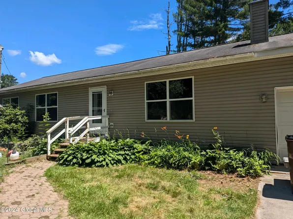 268 Camden Valley Road, Shushan, NY 12873