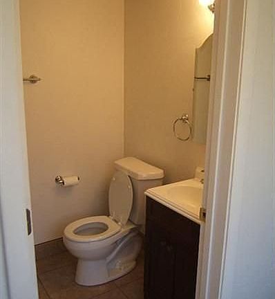 4th image of 231 W Glenn St
