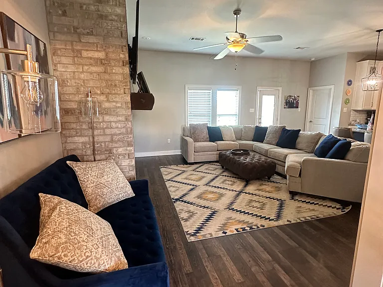 140 Grey Fox Dr — Photo 5