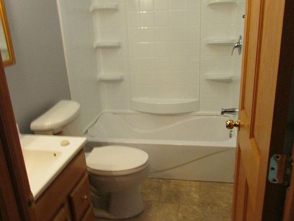 5th image of 705 2nd Ave S