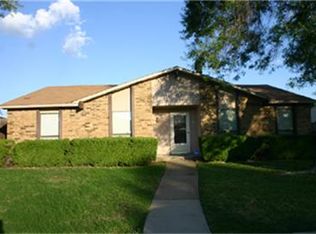 3304 Rose Hill Rd, Carrollton, TX 75007