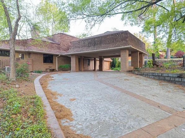 1013 S 74th St, Fort Smith, AR 72903