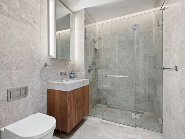 219 Hudson Street 6D image 14 of 14