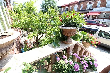 Rented by H L Dynasty Real Estate Corp