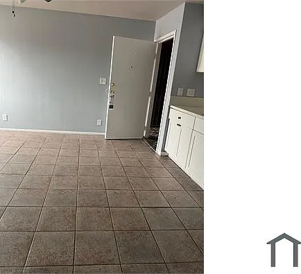 2429 Griffin Ave #8 — Photo 2