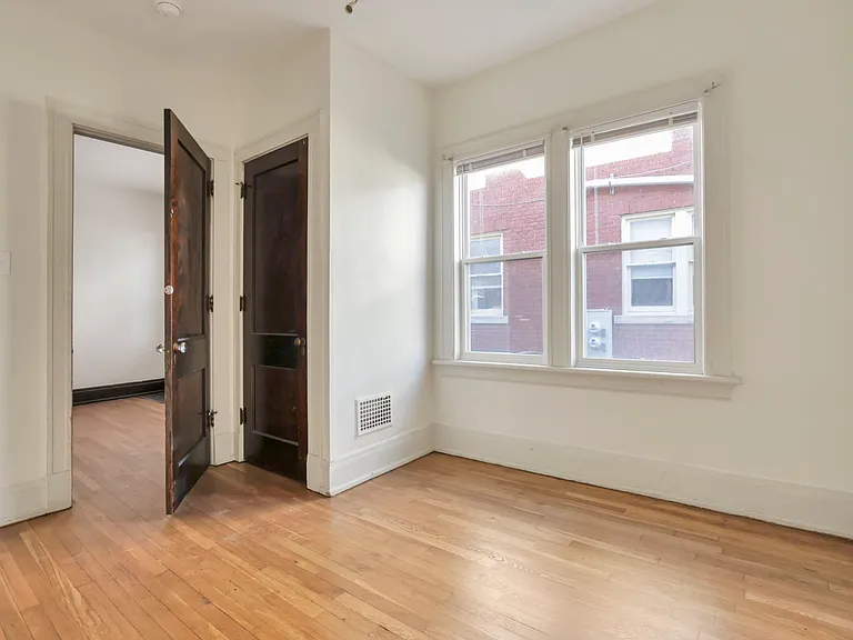 58 Winner Ave — Photo 20