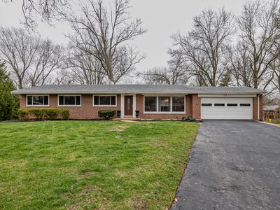 1600 Dauphine Ln, Saint Louis, MO, 63122