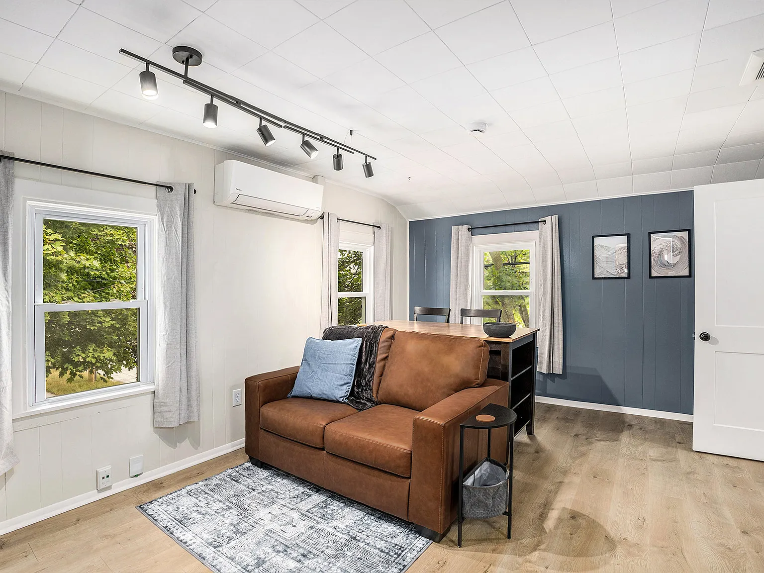 1 bed, 400 sqft, $2,497 — Photo 4