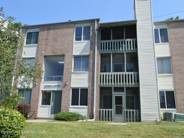 1704 Summit Point, Scranton, PA 18508