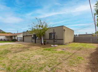2245 W Shaw Butte Dr, Phoenix, AZ 85029