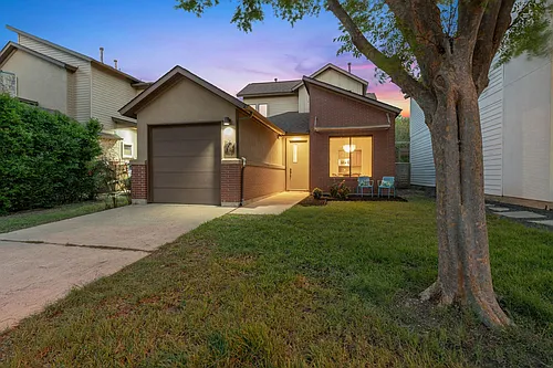 2911 Corbin Ln Photo 1