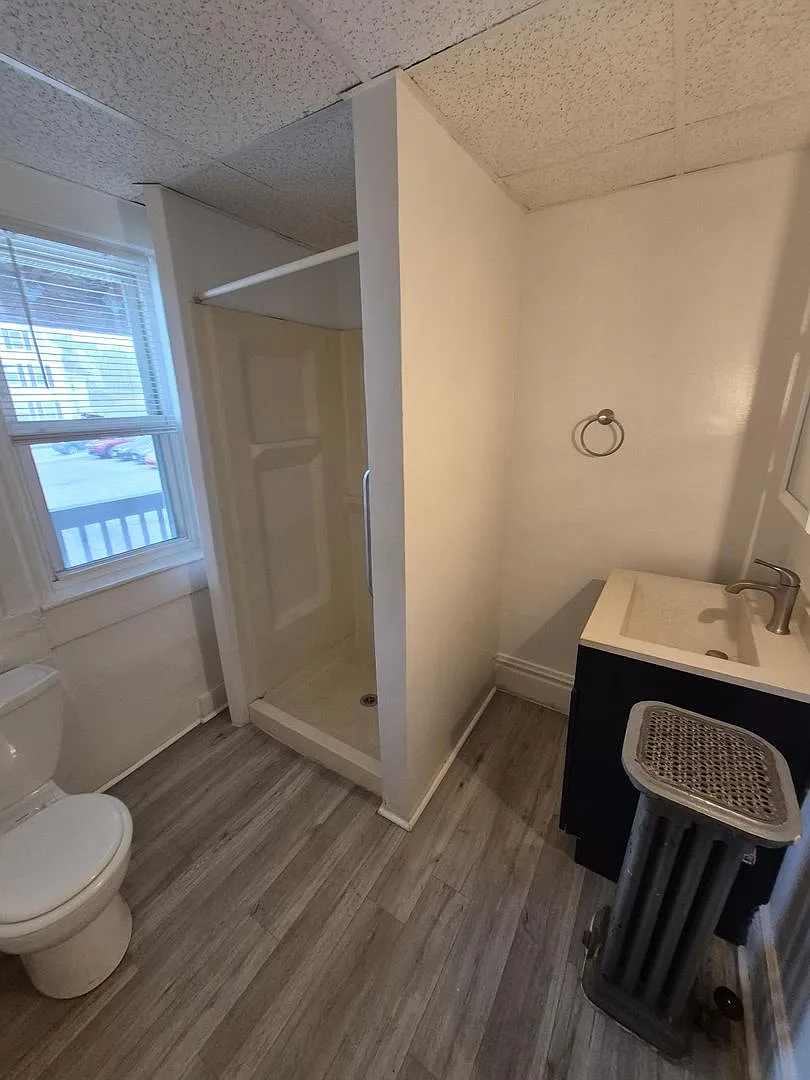 453 Maple Street — Photo 2