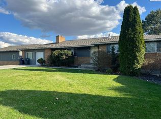 675 E Ash St, Connell, WA 99326