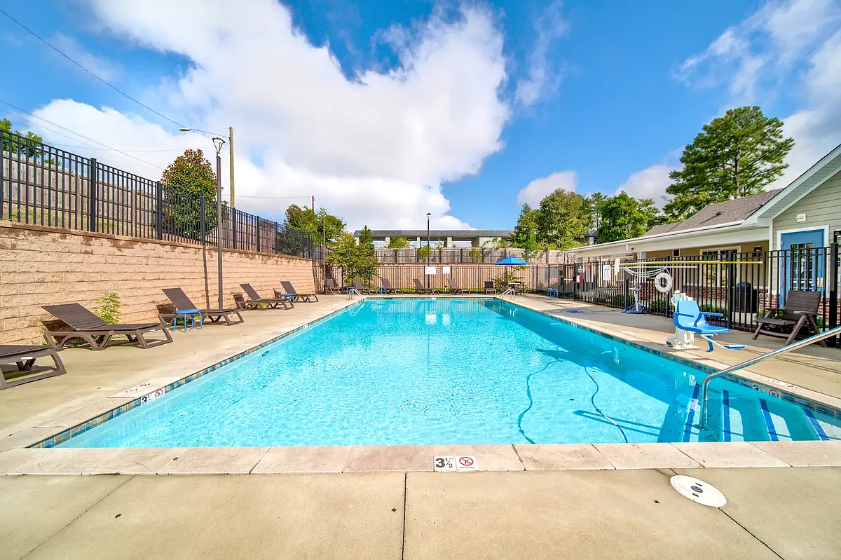 Building Photo - Granite Pointe Apartment Homes