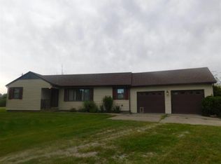 21151 N Ponderosa Rd, Clark, MO 65243