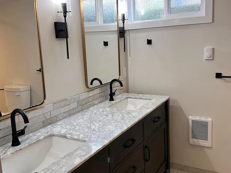 1093 Icel Ct NE — Photo 10