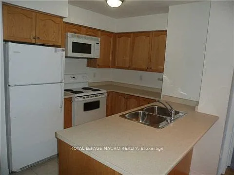 2772 Keele St #409 — Photo 2