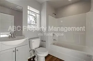 1000 W Hickory St #2 — Photo 12