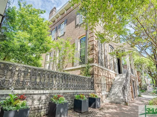 233 Abercorn Street, Savannah, GA 31401