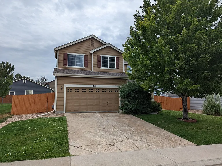 340 Andrew Dr — Photo 2