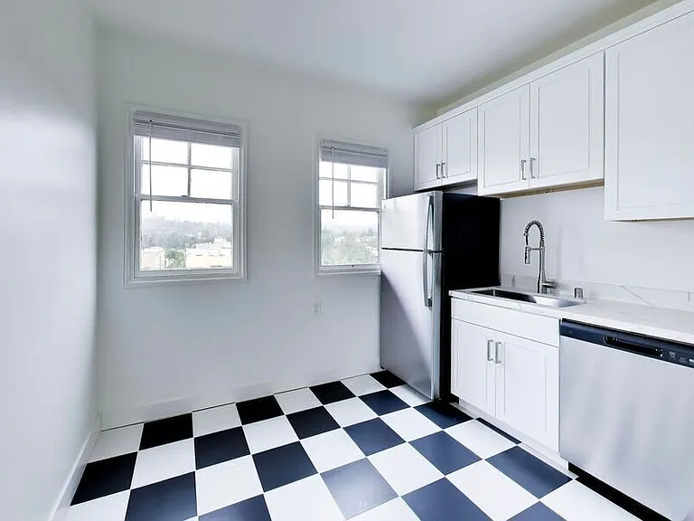3719 Emerson St #9 — Photo 9
