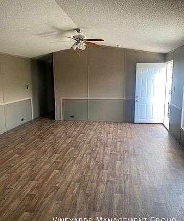 4th image of 310 Hester Ave #312