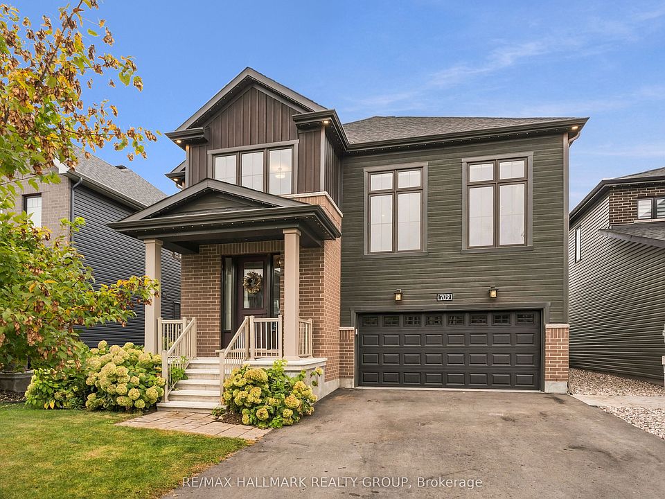 1st image of 709 Coast Cir