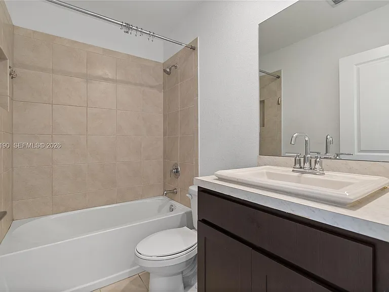 1385 NW 208th Ter #1385 — Photo 29