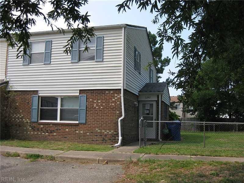 1st image of 3242 Redgrove Ct
