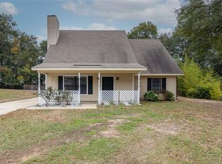813 Cobblestone Curv, Prattville, AL 36067