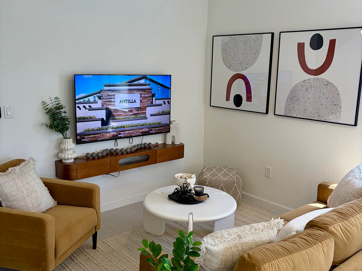 3 bed, 1330 sqft, $2,300 — Photo 4