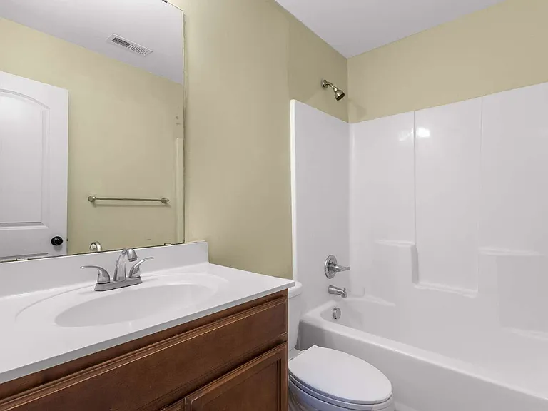 102 Bridgeport Dr — Photo 20